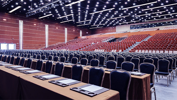 音响设备、舞台音响、会议室音响、音响系统设计方面考虑不破坏场地的整体环境