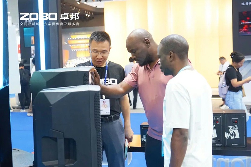 14人潮涌动，新品闪耀!ZOBO卓邦广州展首日引爆行业焦点